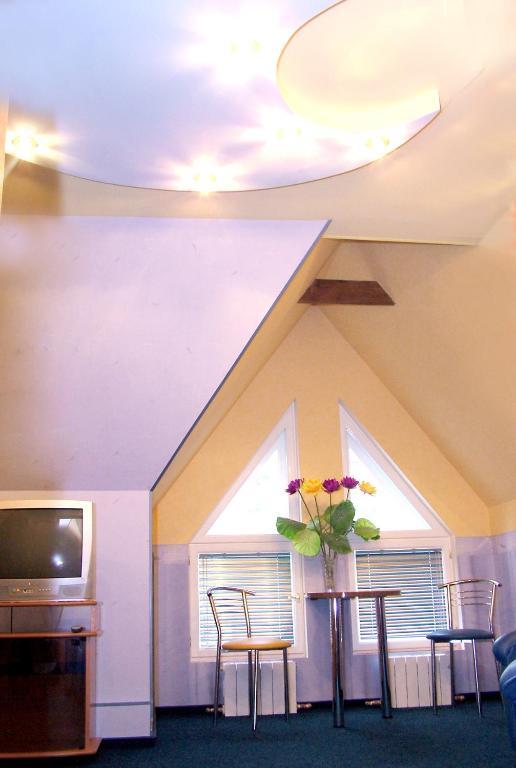 Hotel Hottey Kiev Ruang foto